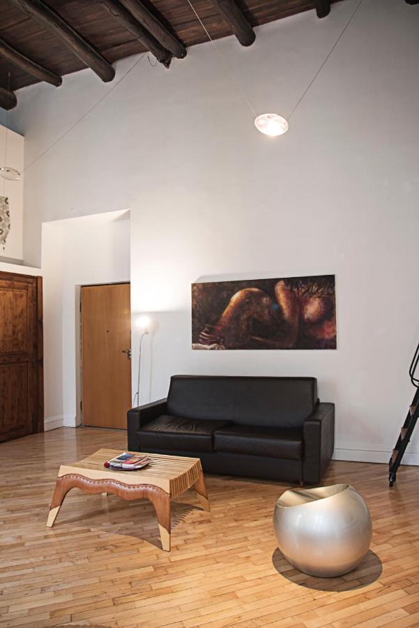 Splendido Loft Nel Cuore Antico Appartement Napels